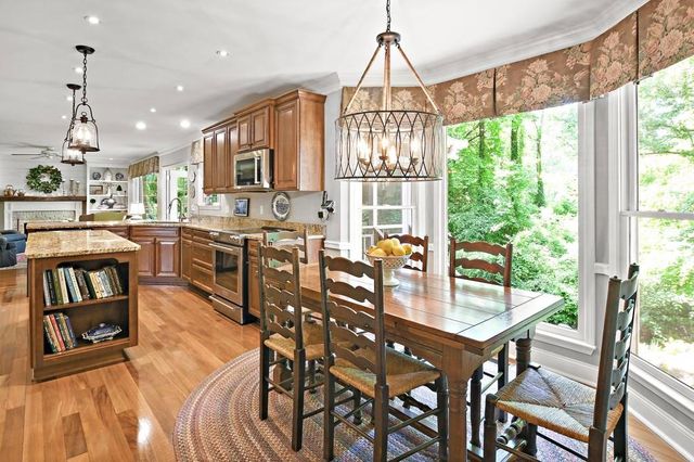 4310 Woodhaven Way SE, Smyrna, GA 30082