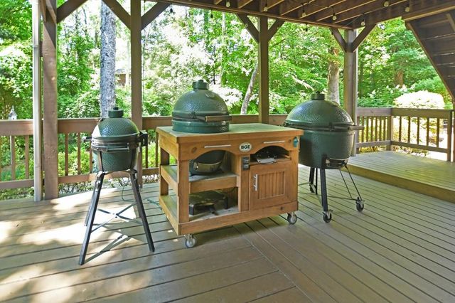 4310 Woodhaven Way SE, Smyrna, GA 30082