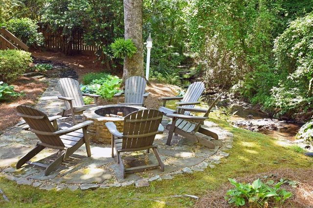 4310 Woodhaven Way SE, Smyrna, GA 30082