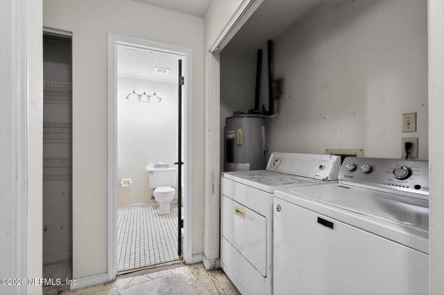3801 CROWN POINT Road 2113, Jacksonville, FL 32257