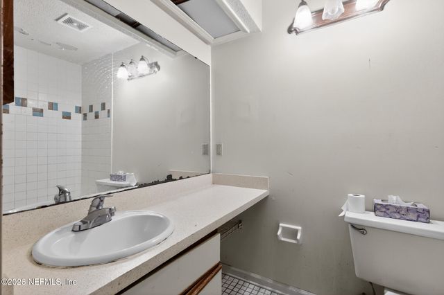 3801 CROWN POINT Road 2113, Jacksonville, FL 32257