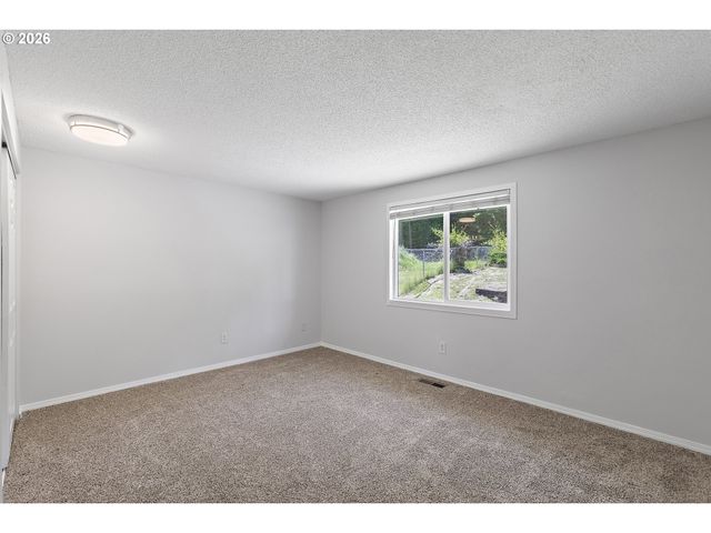 1153 2ND Ave, Vernonia, OR 97064