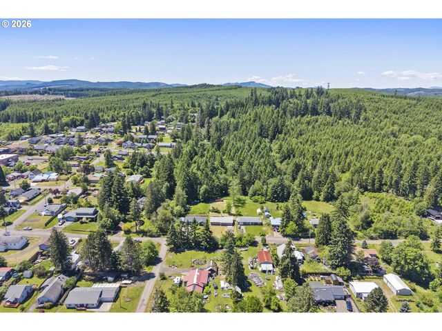 1153 2ND Ave, Vernonia, OR 97064