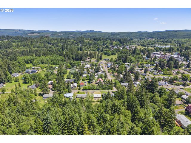 1153 2ND Ave, Vernonia, OR 97064