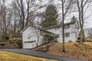 103 Lynbrook Dr, Peters Twp, PA 15317