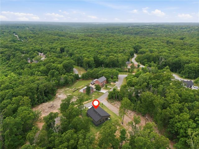 5 St. Asaph Drive, Bella Vista, AR 72714