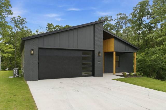 5 St. Asaph Drive, Bella Vista, AR 72714