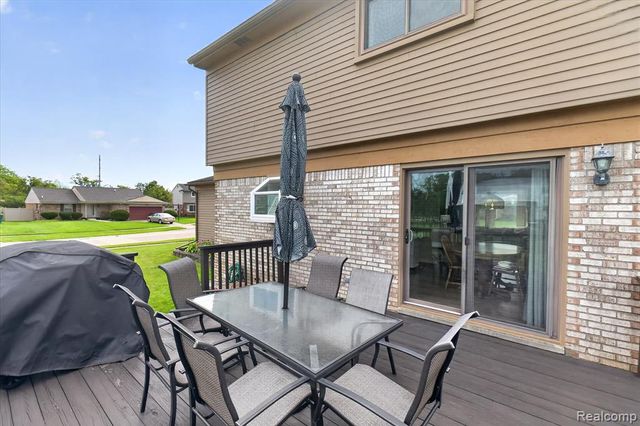 20110 Red Cedar Drive, Brownstown, MI 48183