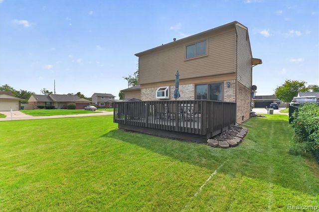 20110 Red Cedar Drive, Brownstown, MI 48183