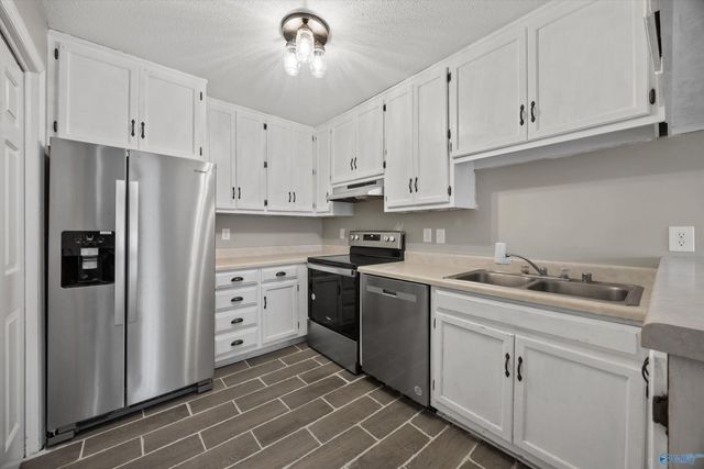 2080 Woodlawn Drive SW 2080, Huntsville, AL 35802