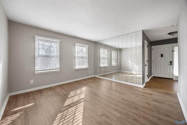 2080 Woodlawn Drive SW 2080, Huntsville, AL 35802