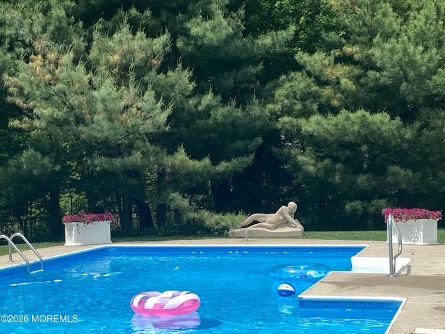 116 Stavola Road, Middletown, NJ 07748