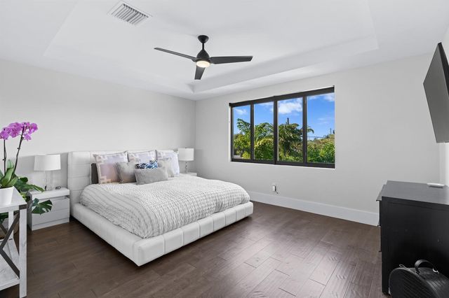 238 SE 4TH Avenue, Delray Beach, FL 33483
