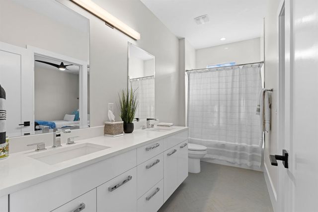 238 SE 4TH Avenue, Delray Beach, FL 33483