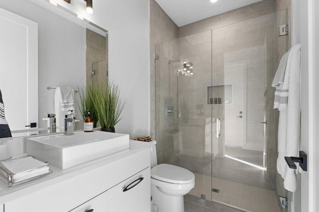 238 SE 4TH Avenue, Delray Beach, FL 33483