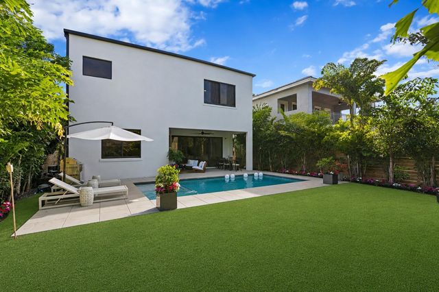 238 SE 4TH Avenue, Delray Beach, FL 33483
