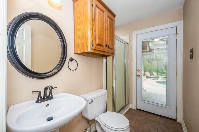 4200 County Road 502e, Sweeny, TX 77480