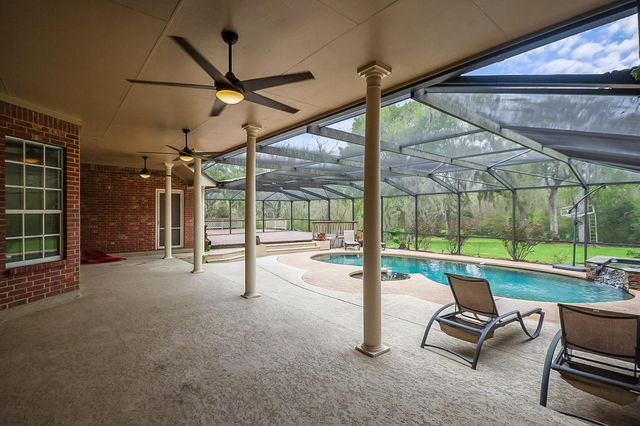 4200 County Road 502e, Sweeny, TX 77480