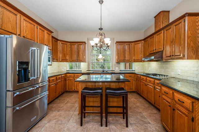 4200 County Road 502e, Sweeny, TX 77480