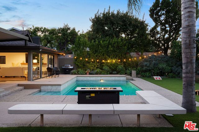 3235 Steven Drive, Encino, CA 91436