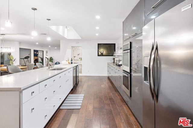 3235 Steven Drive, Encino, CA 91436