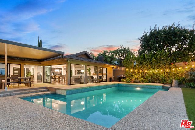 3235 Steven Drive, Encino, CA 91436