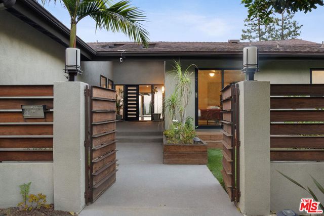 3235 Steven Drive, Encino, CA 91436