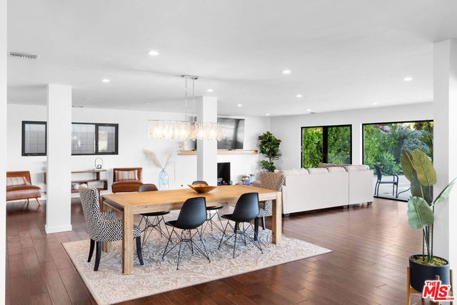 3235 Steven Drive, Encino, CA 91436