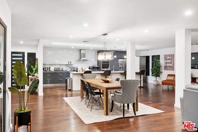 3235 Steven Drive, Encino, CA 91436
