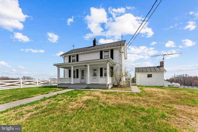 57 SCHOOL HOUSE RD, Washington, VA 22747
