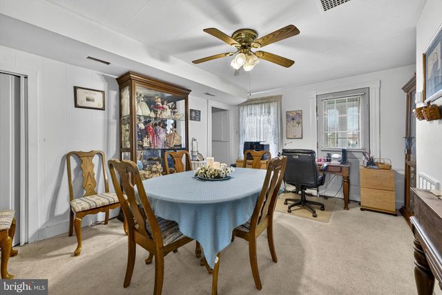 57 SCHOOL HOUSE RD, Washington, VA 22747