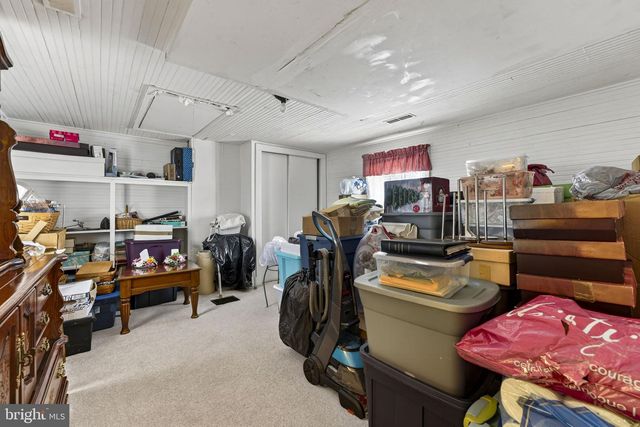 57 SCHOOL HOUSE RD, Washington, VA 22747