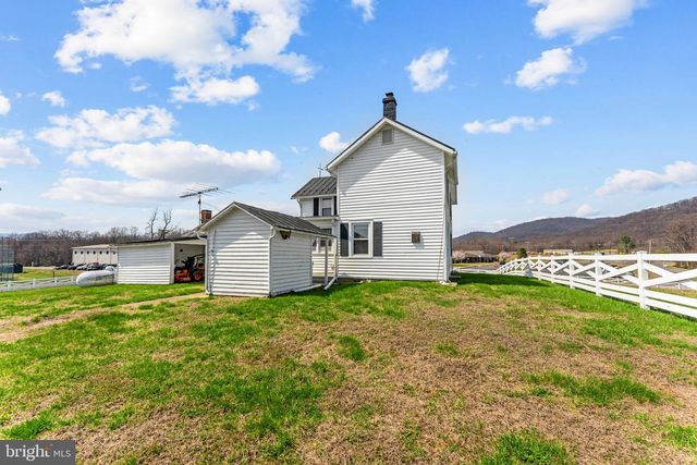 57 SCHOOL HOUSE RD, Washington, VA 22747