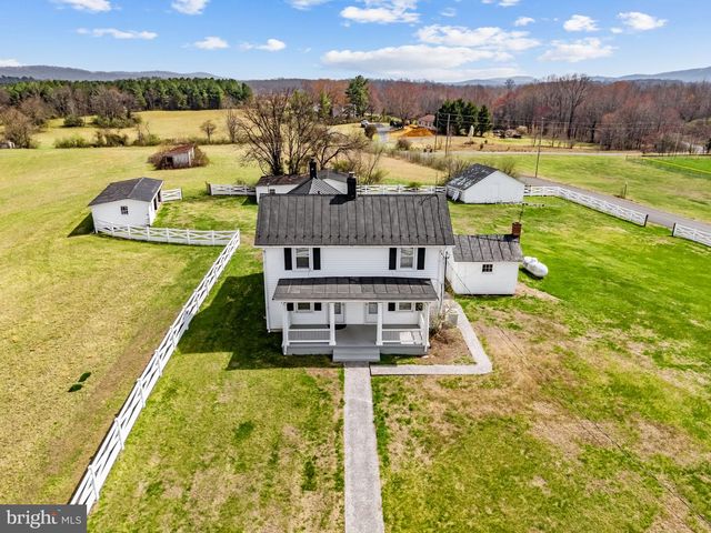 57 SCHOOL HOUSE RD, Washington, VA 22747