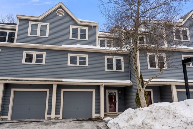 21 Oak Leaf Way 21, Peabody, MA 01960