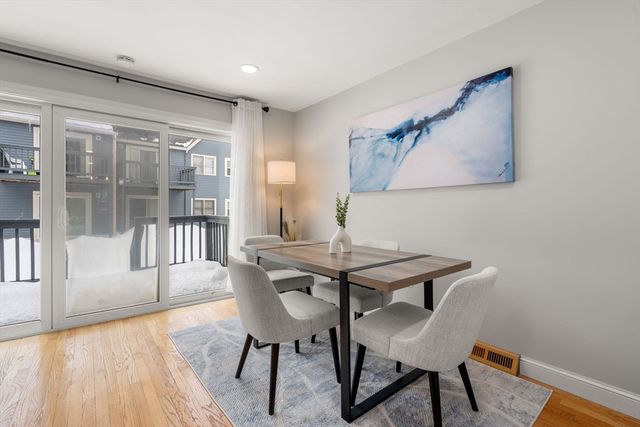 21 Oak Leaf Way 21, Peabody, MA 01960