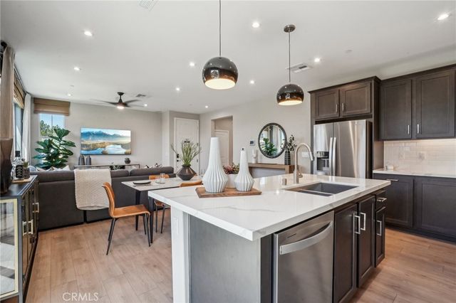 6341 Sierra Vista Lane, Fontana, CA 92336