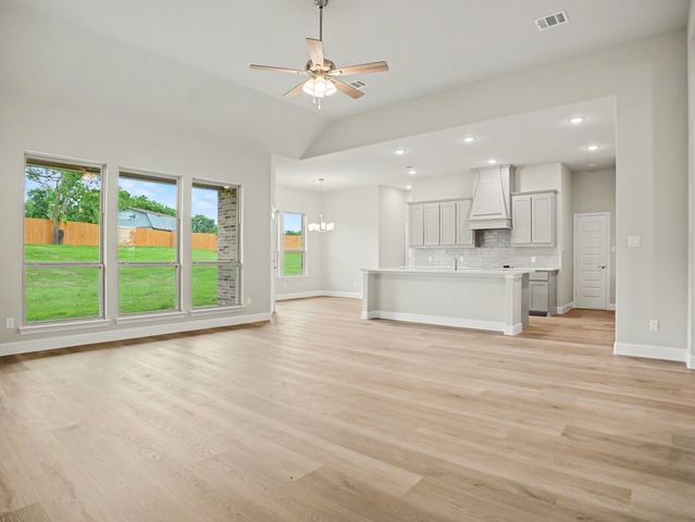 1027 Ella Drive, Desoto, TX 75115