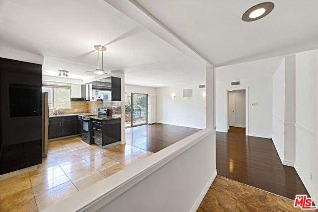 1734 N Fuller Avenue 201, Los Angeles, CA 90046