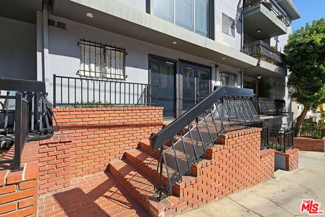 1734 N Fuller Avenue 201, Los Angeles, CA 90046