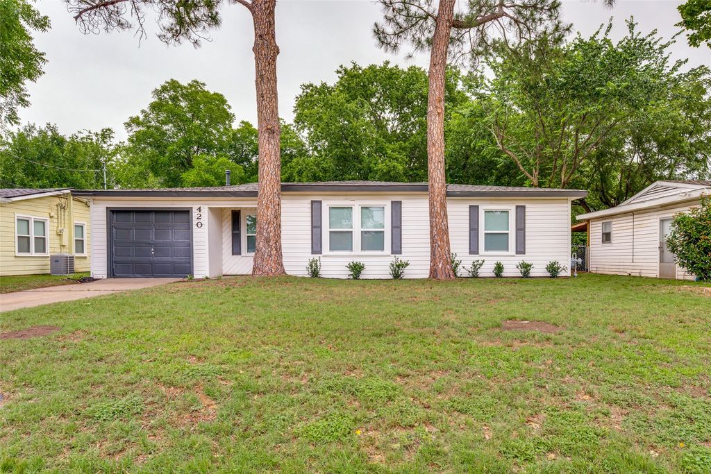 420 Arthur Drive, Hurst, TX 76053
