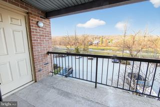 933 WASHINGTON PL #33, Chesterbrook, PA 19087