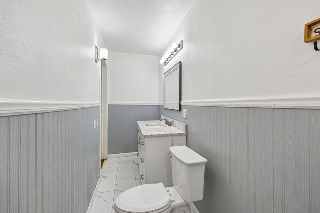 606 Chestnut Street, Janesville, WI 53548