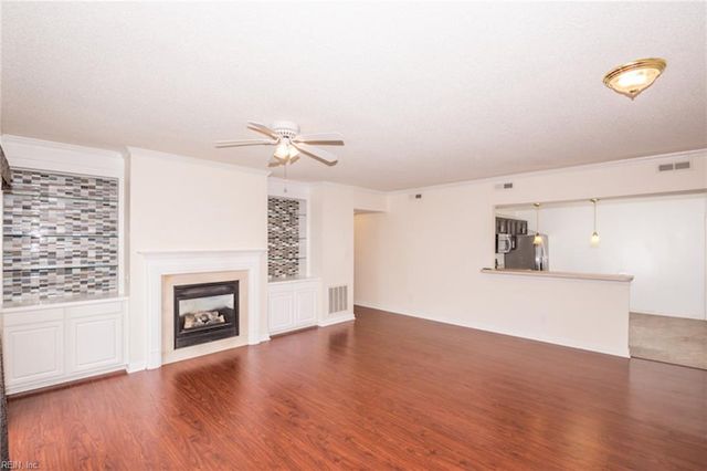 2102 Verona QUAY, Virginia Beach, VA 23456