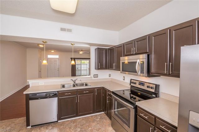 2102 Verona QUAY, Virginia Beach, VA 23456