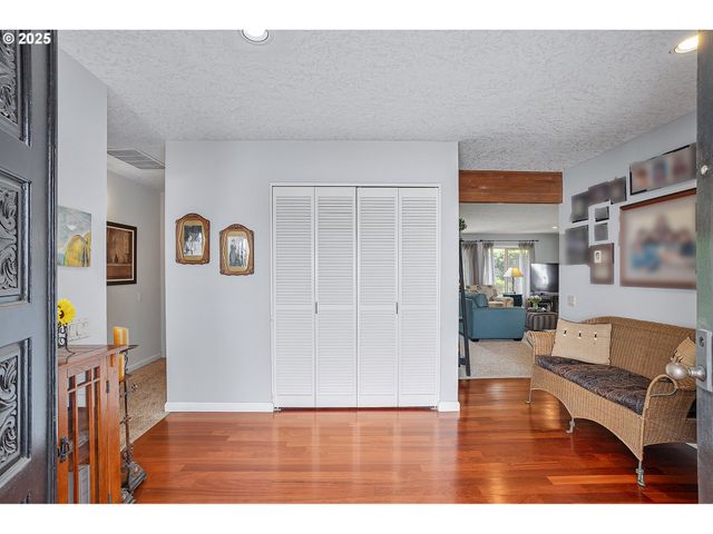 7995 Sw SACAJAWEA Way, Wilsonville, OR 97070