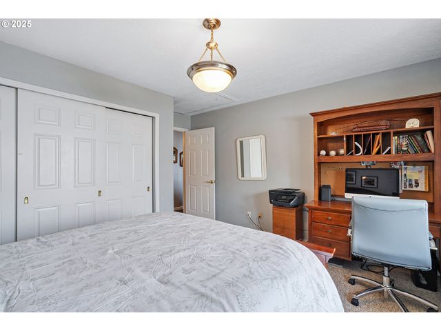 7995 Sw SACAJAWEA Way, Wilsonville, OR 97070
