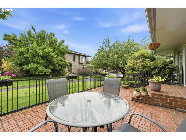 7995 Sw SACAJAWEA Way, Wilsonville, OR 97070