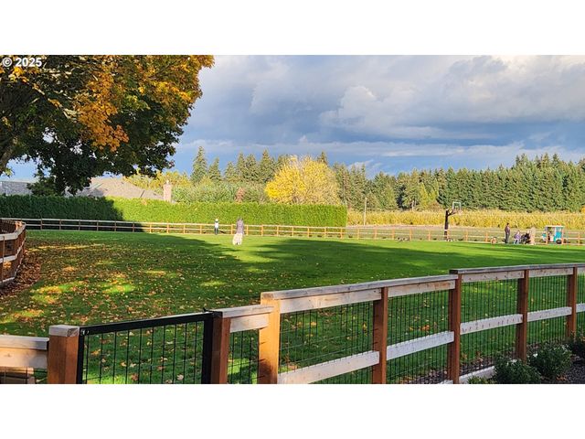 7995 Sw SACAJAWEA Way, Wilsonville, OR 97070