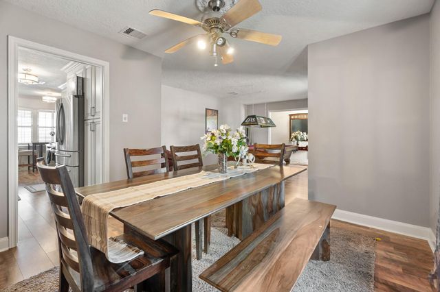 902 E X Street, Deer Park, TX 77536